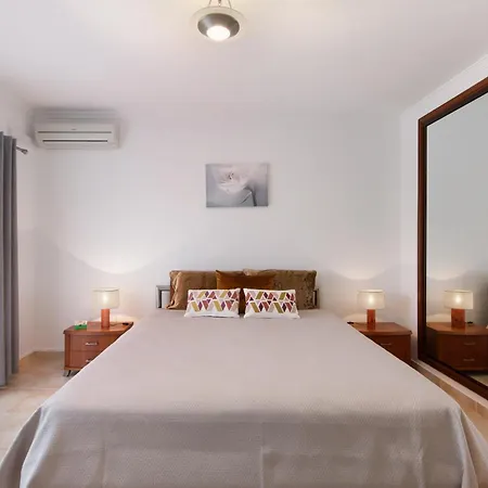 Neves * アルブフェイラ