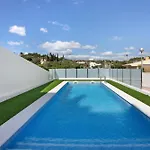 Neves Вилла