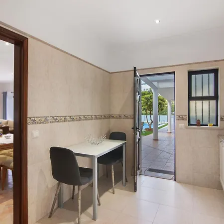 Neves Villa