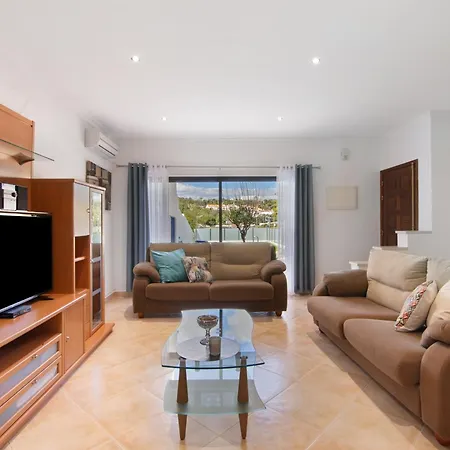 Villa Neves