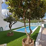 Villa Neves